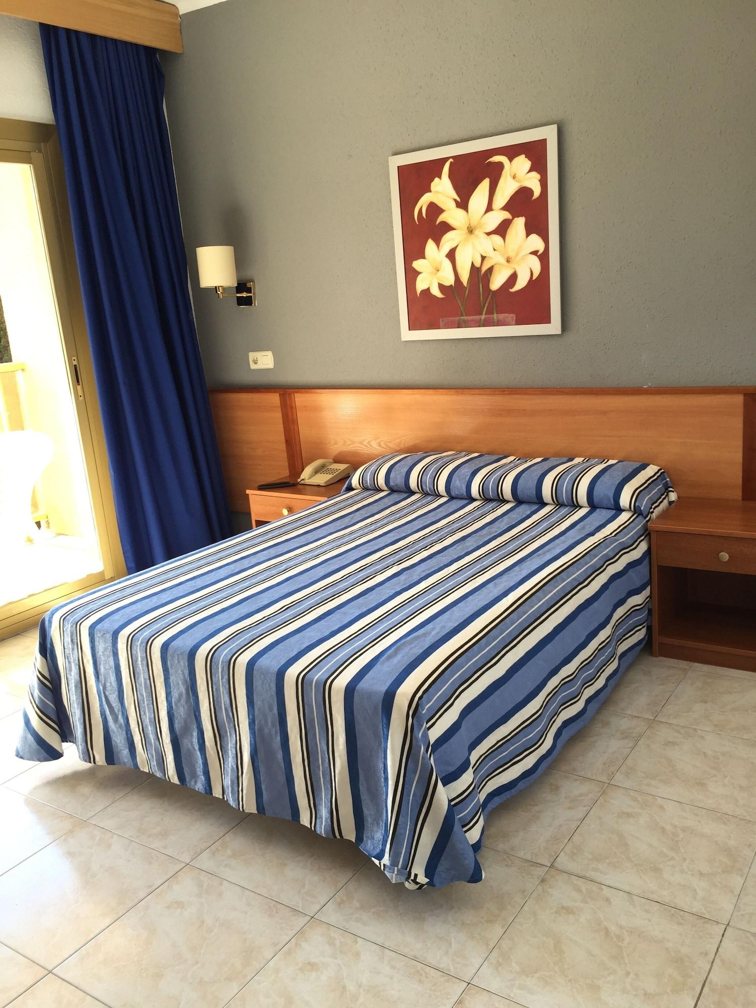 Hotel Bon Repos Calella Dış mekan fotoğraf