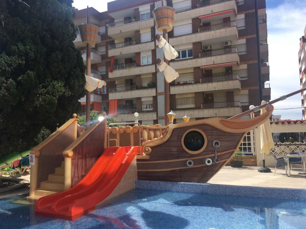 Hotel Bon Repos Calella Dış mekan fotoğraf